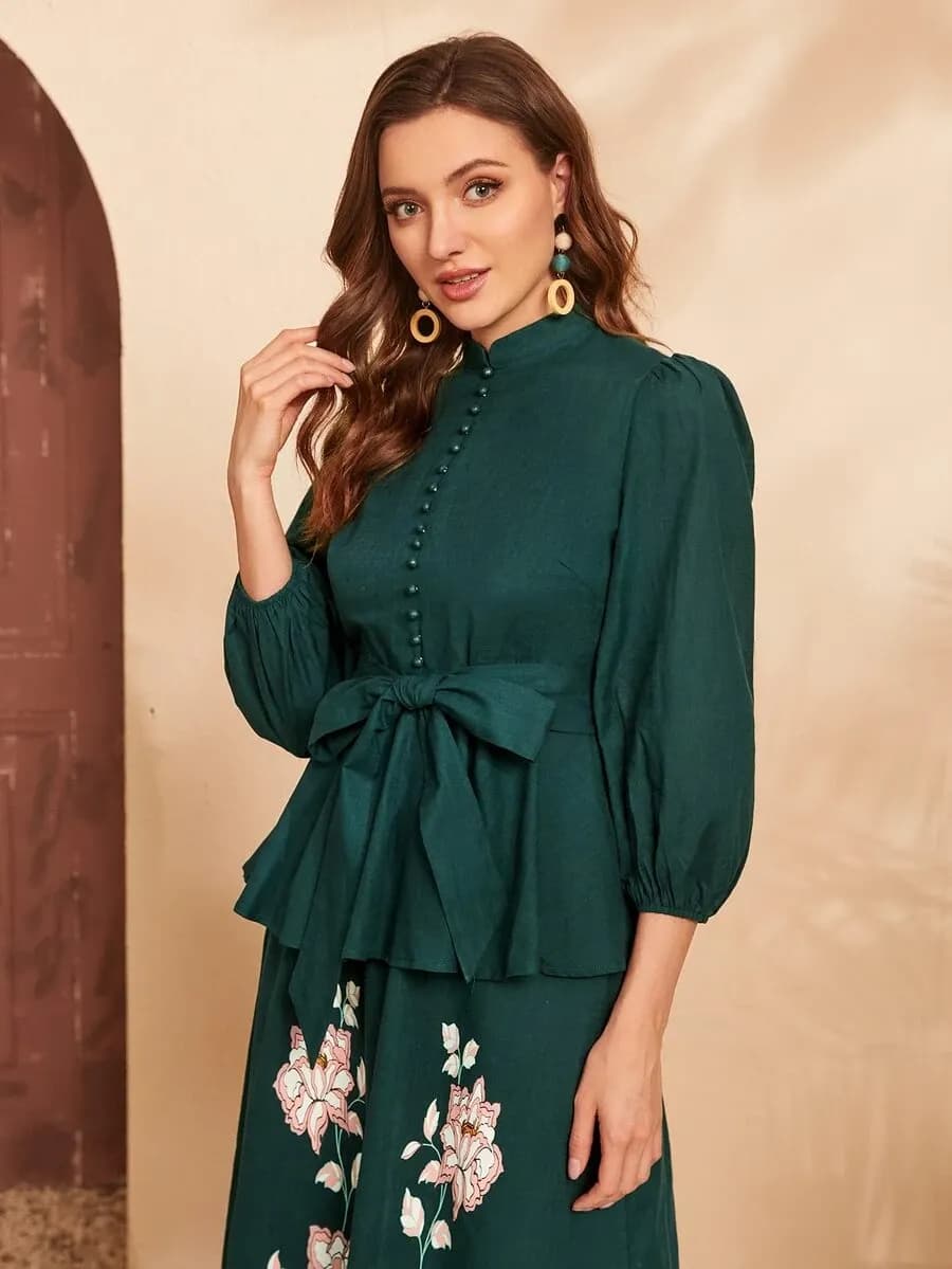 Blouse met nepknoppeplum en ceintuur XL