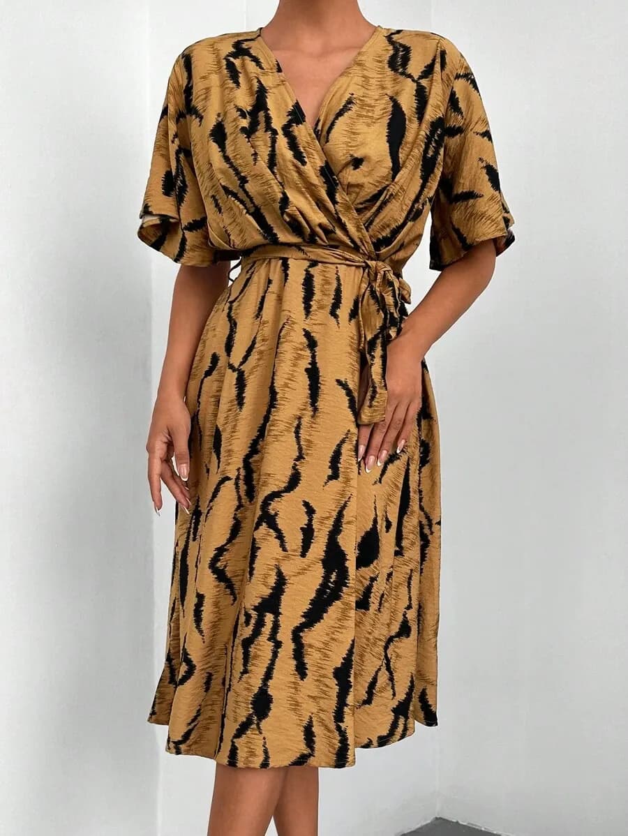 Allover print surplice neck belted jurk XL