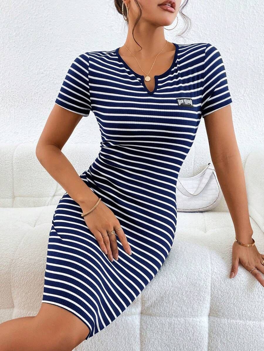 Jurk met gestreepte print en ingekerfd XL *